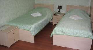 Гостиница Парк-отель Веслево Переславль-Залесский Стандартный двухместный номер с 2 отдельными кроватями-5